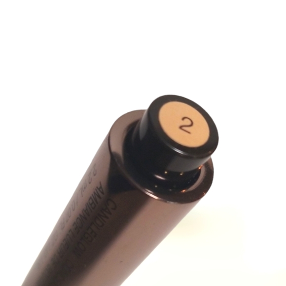 Laura Mercier candleglow concealer & highlighter - Picture 2 of 3